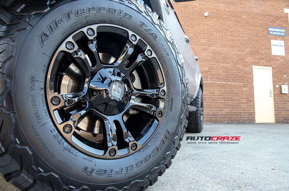 FORD EVEREST BROOKLYN BLACK MACHINED WITH DARK TINT
